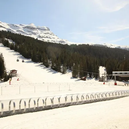 Confortable 4 Pers, Au Pied Des Pistes De Flaine Avec Balcon - Fr-1-687-28
